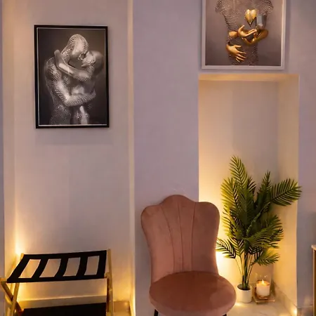 Nuvola Luxury Con Idromassaggio Privato&relax Romantico Appartamento