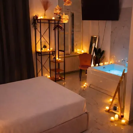 Nuvola Luxury Con Idromassaggio Privato&relax Romantico *